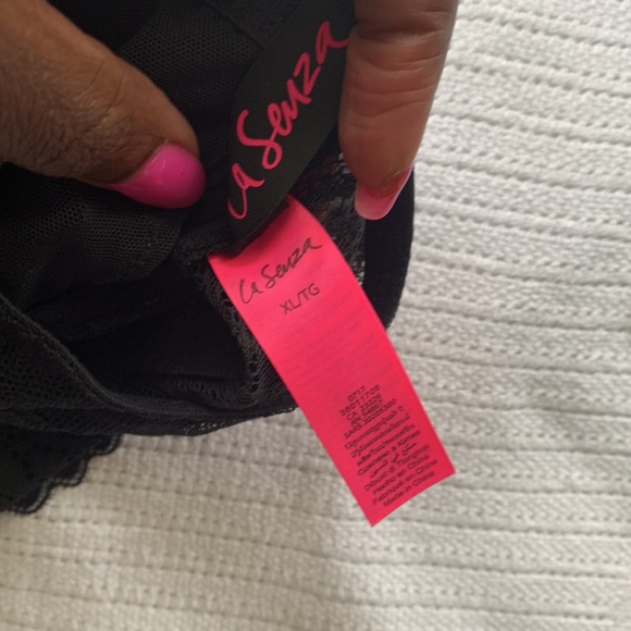Size XL Black Lace Bralette La Senza - Picture 4 of 4
